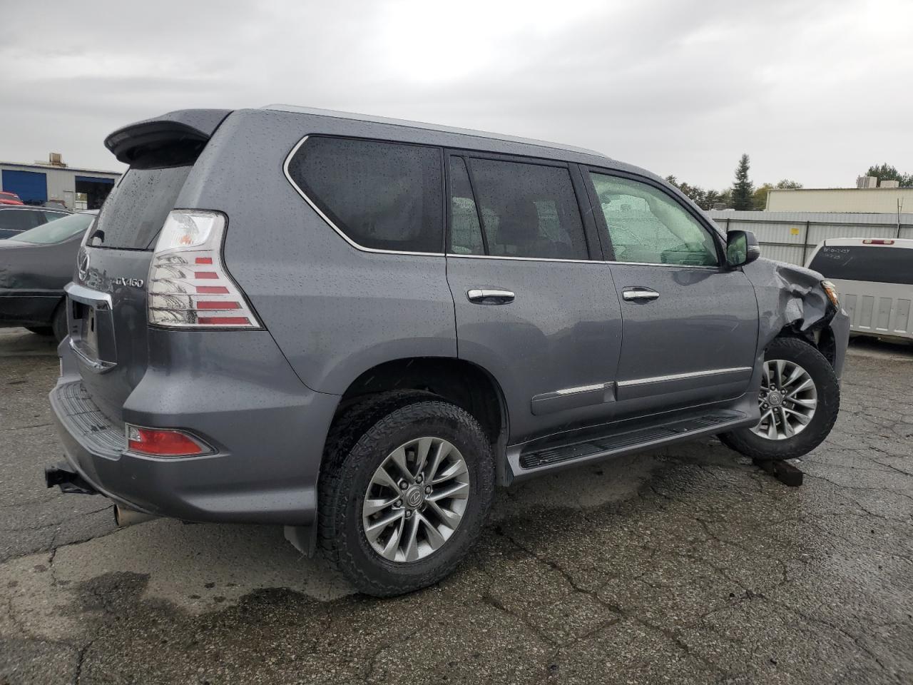 2015 Lexus Gx 460 Premium - Image 3