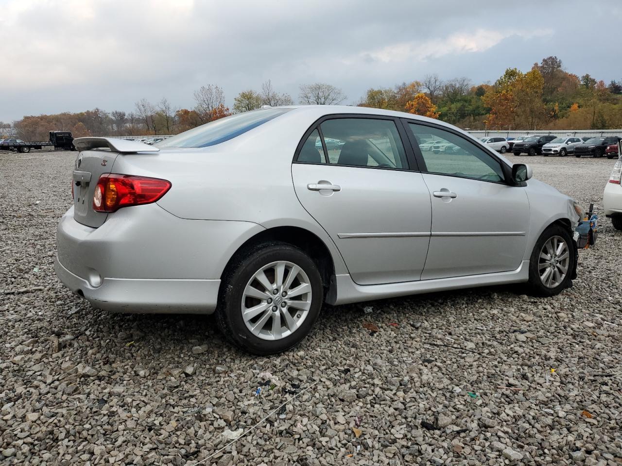 2009 Toyota Corolla Base - Фото 3