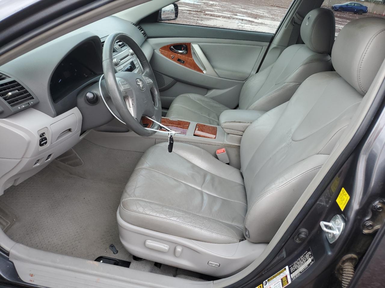 2011 Toyota Camry Hybrid Base - Фото 7