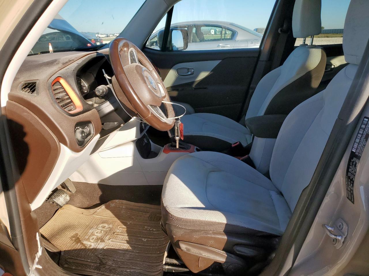 2015 Jeep Renegade Latitude - Фото 7