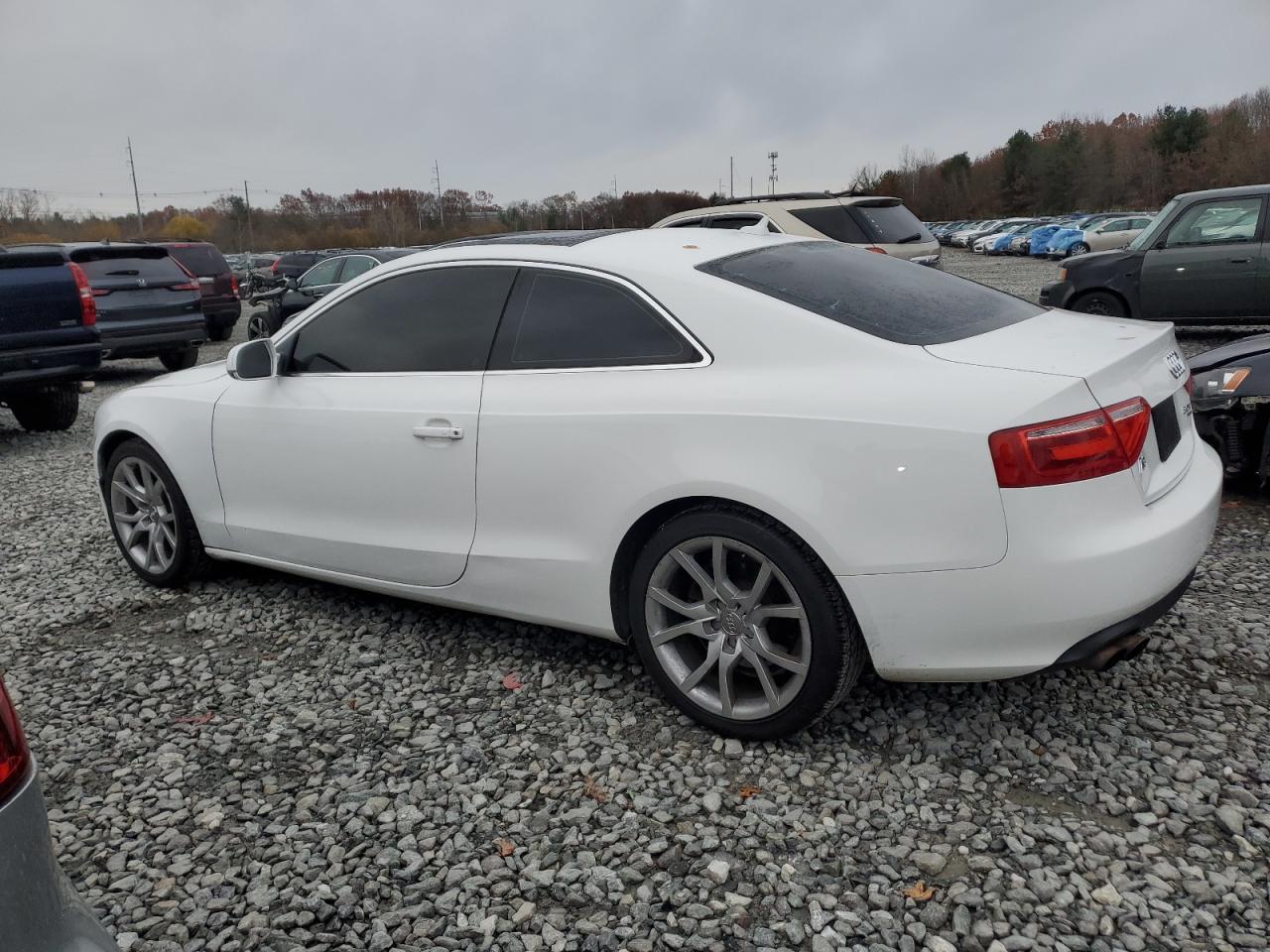 2011 Audi A5 Premium - Фото 2