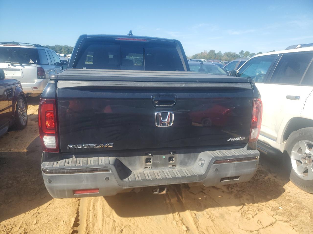2017 Honda Ridgeline Black Edition - Фото 6