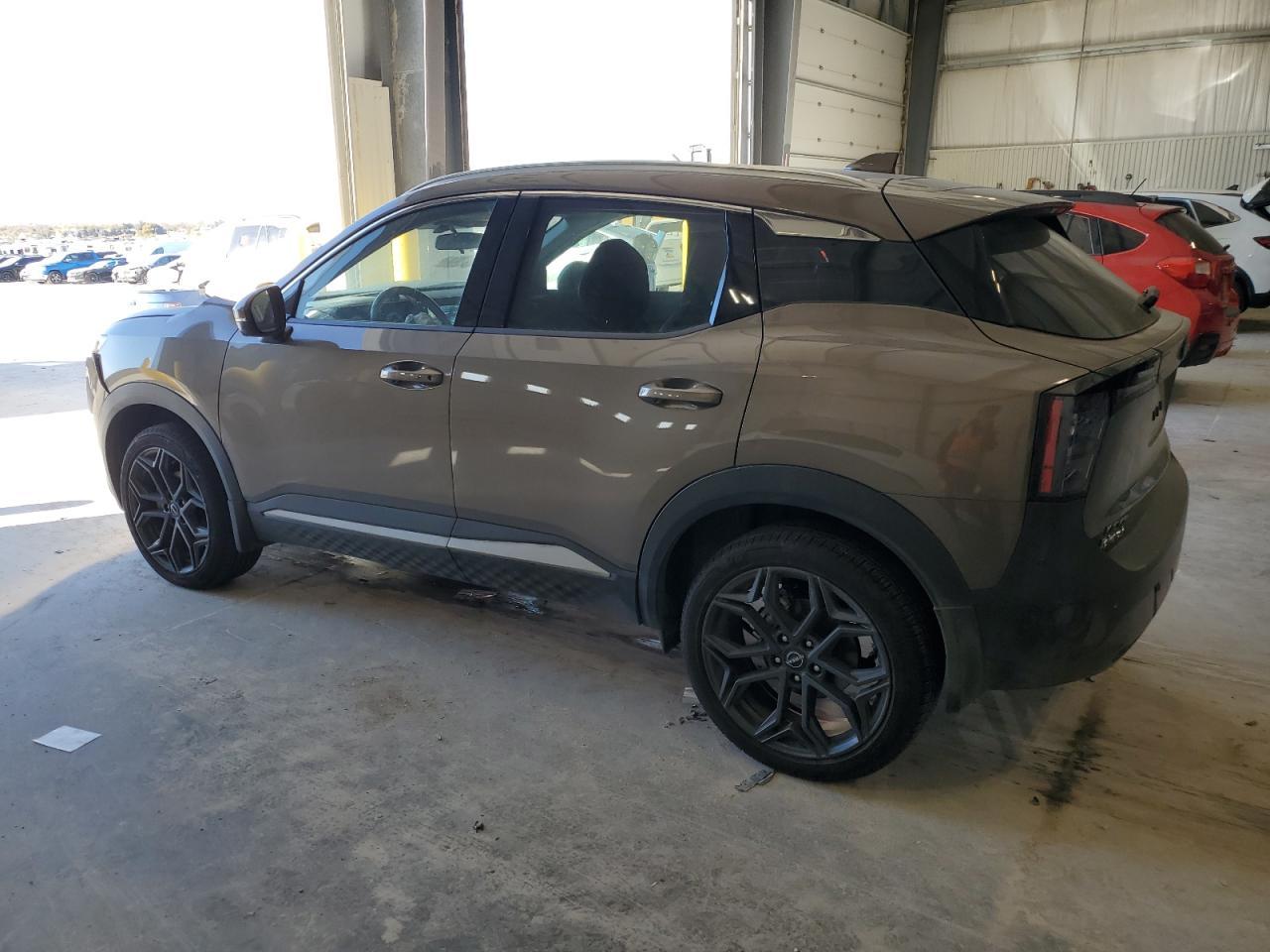 2025 Nissan Kicks Sr - Фото 2