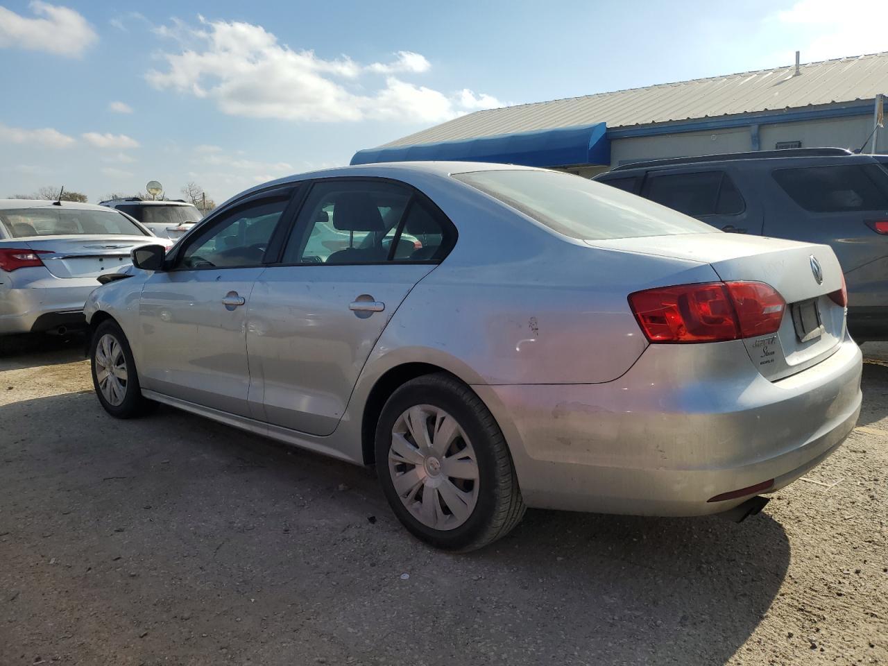 2011 Volkswagen Jetta Se - Image 2