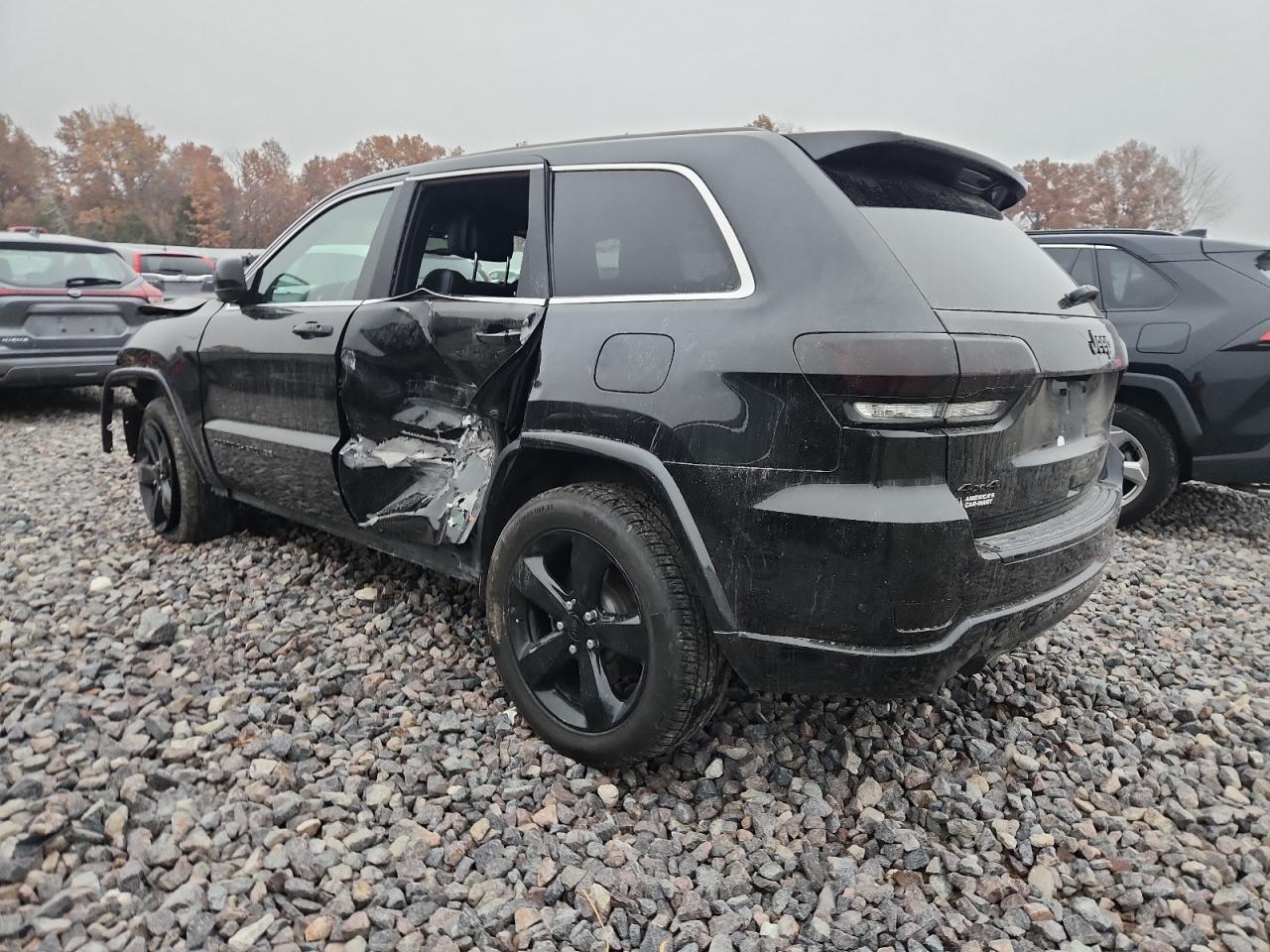 2015 Jeep Grand Cherokee Laredo - Image 2