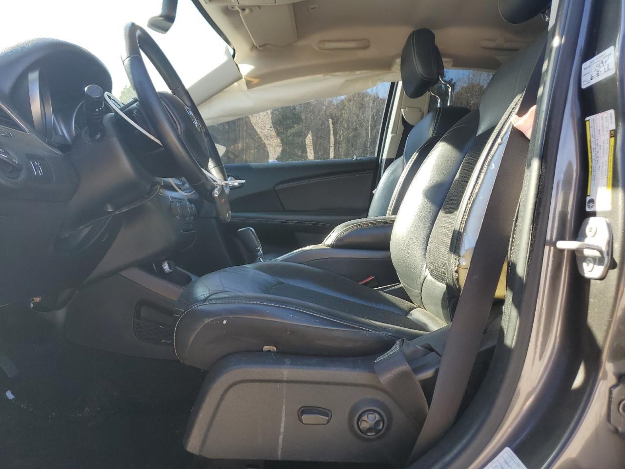 2018 Dodge Journey Crossroad - Image 7