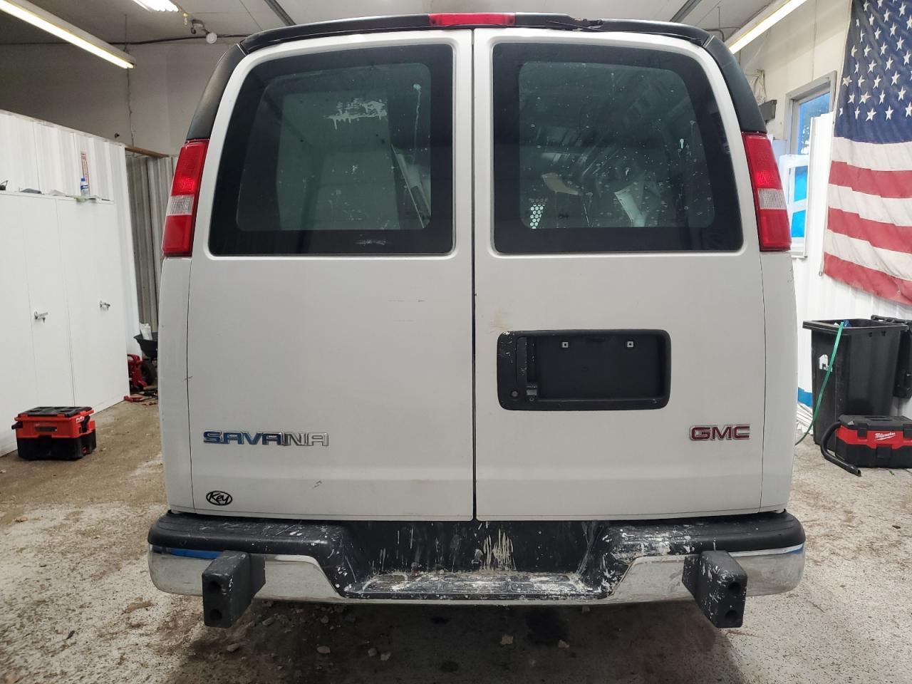 2021 GMC Savana G2500 - Фото 6