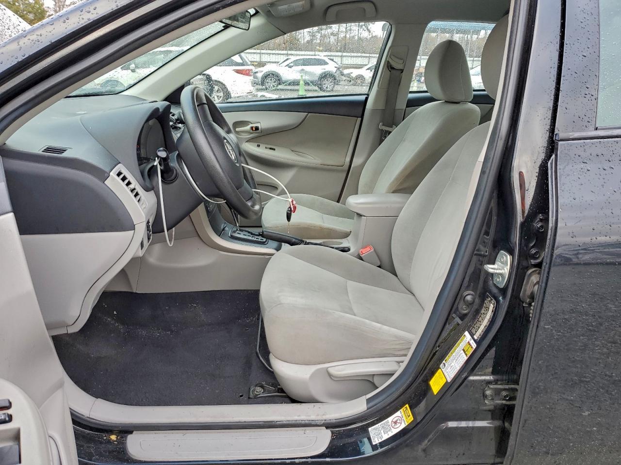 2013 Toyota Corolla - Фото 7
