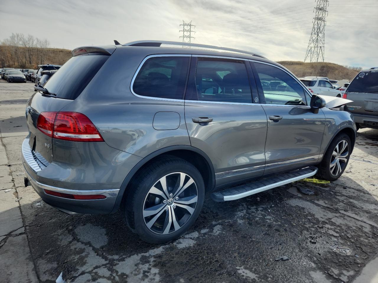 2017 Volkswagen Touareg Wolfsburg - Фото 3