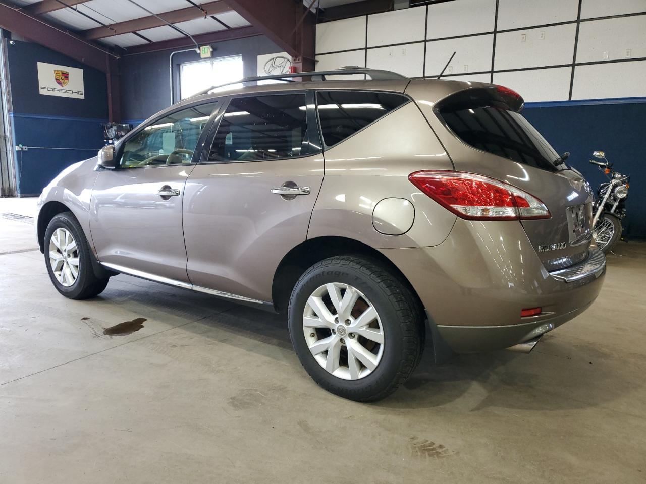 2012 Nissan Murano S - Image 2
