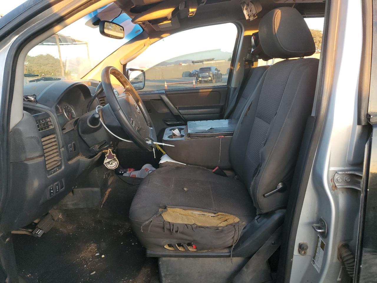 2008 Nissan Titan Xe - Image 7