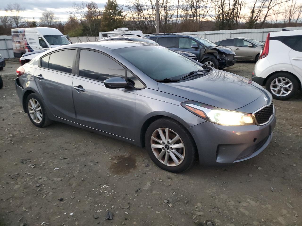 2017 Kia Forte Lx - Фото 4