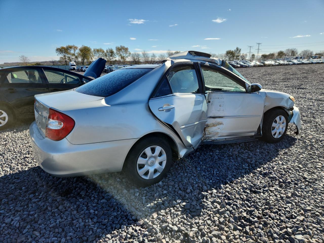 2004 Toyota Camry Le - Фото 3