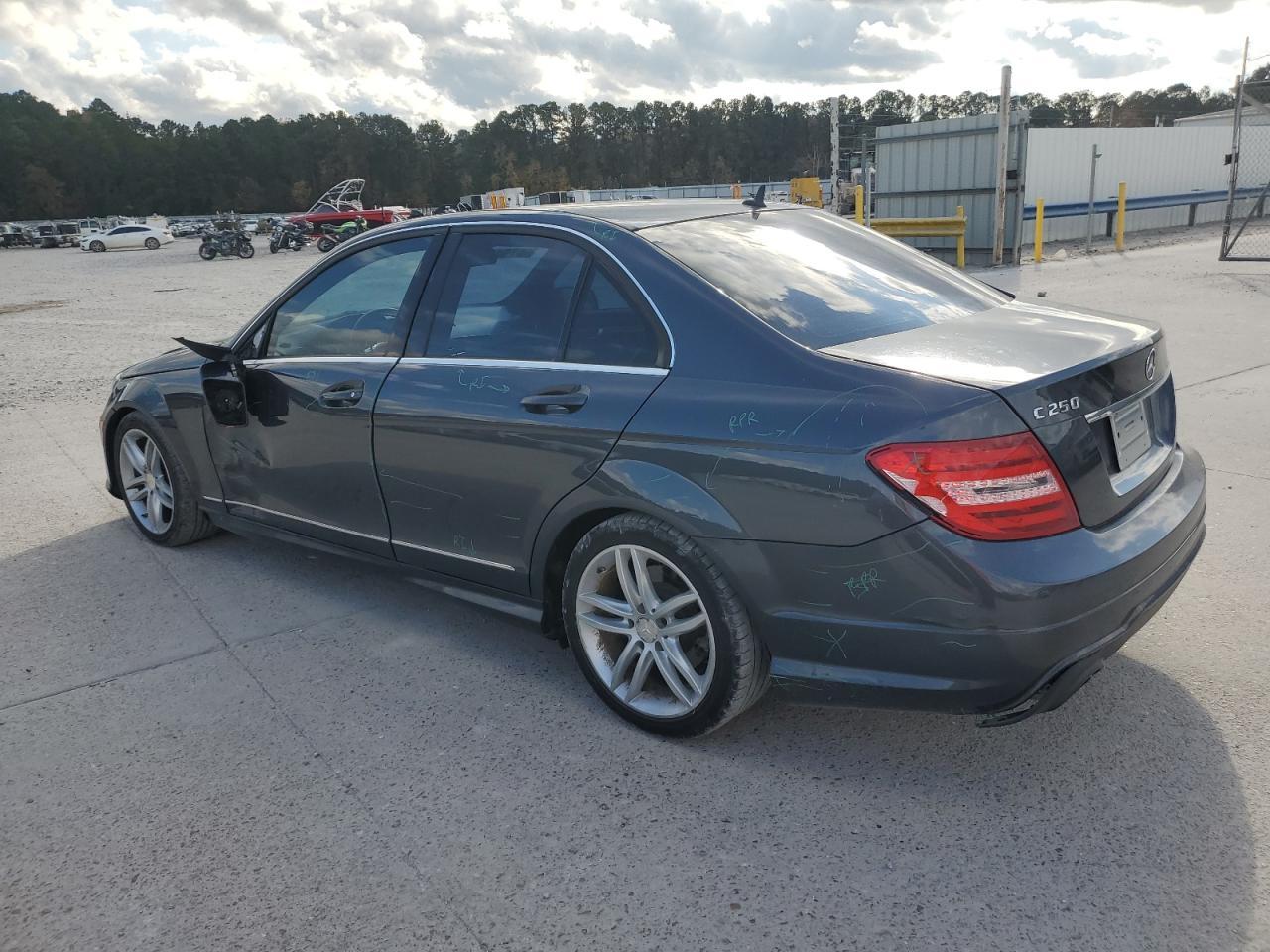 2014 Mercedes-Benz C 250 - Image 2