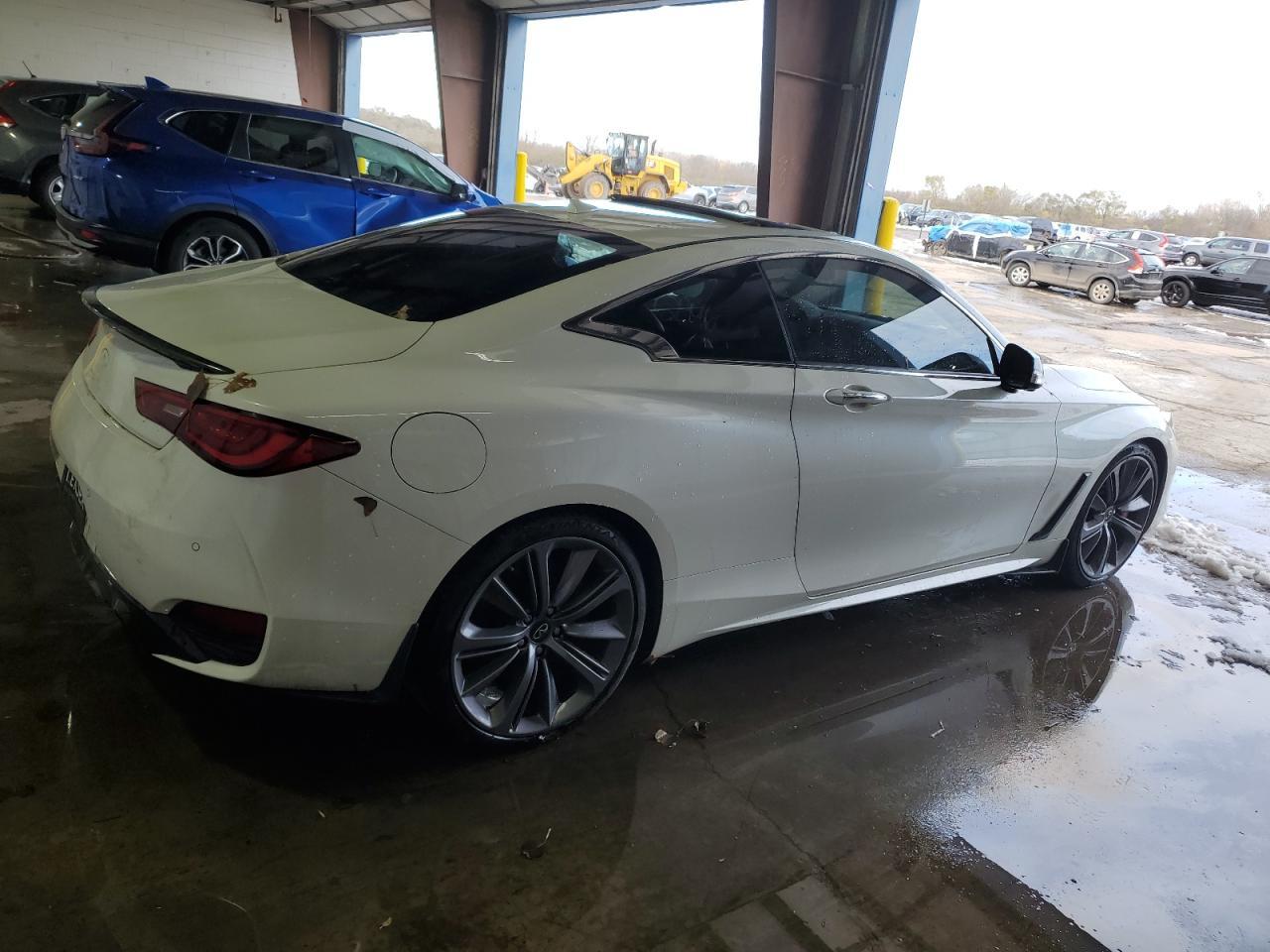 2022 Infiniti Q60 Red Sport 400 - Image 3