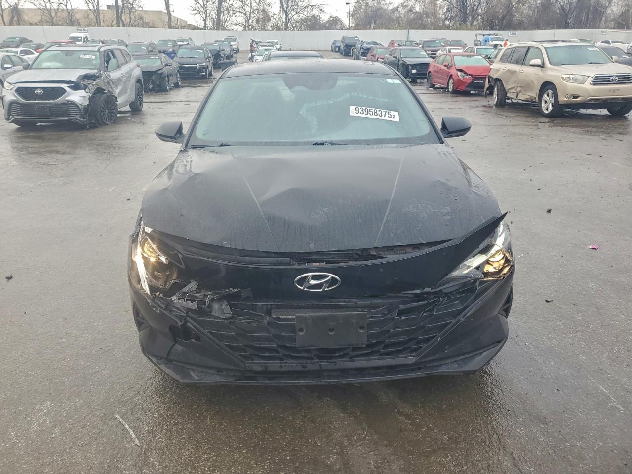 2023 Hyundai Elantra Blue - Image 5