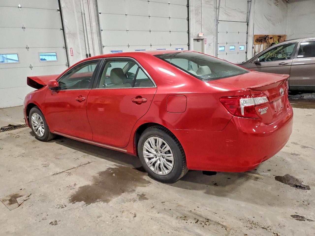 2014 Toyota Camry L - Image 2