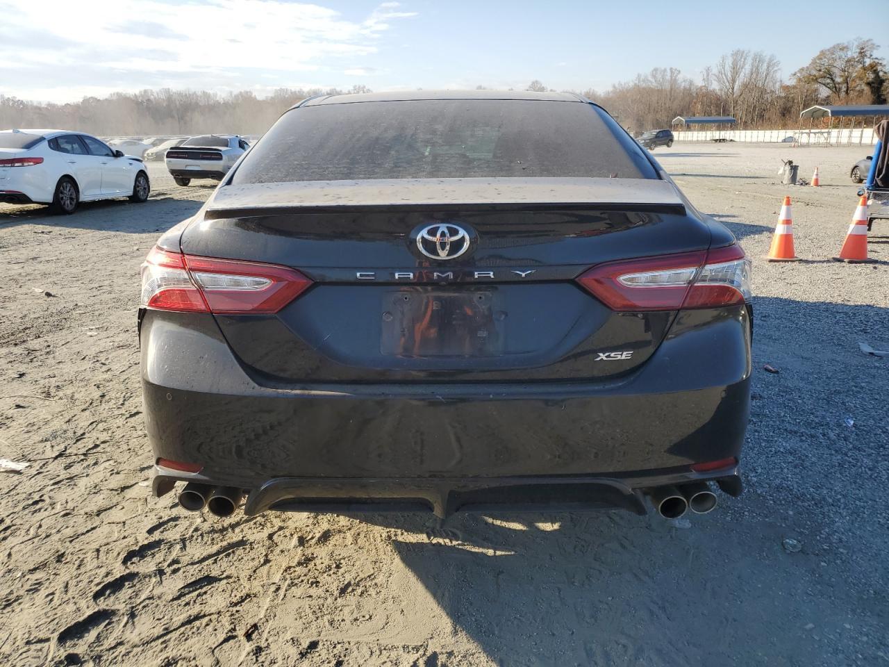 2018 Toyota Camry Xse - Фото 6