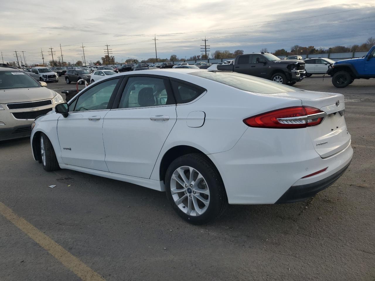 2019 Ford Fusion Se - Image 2