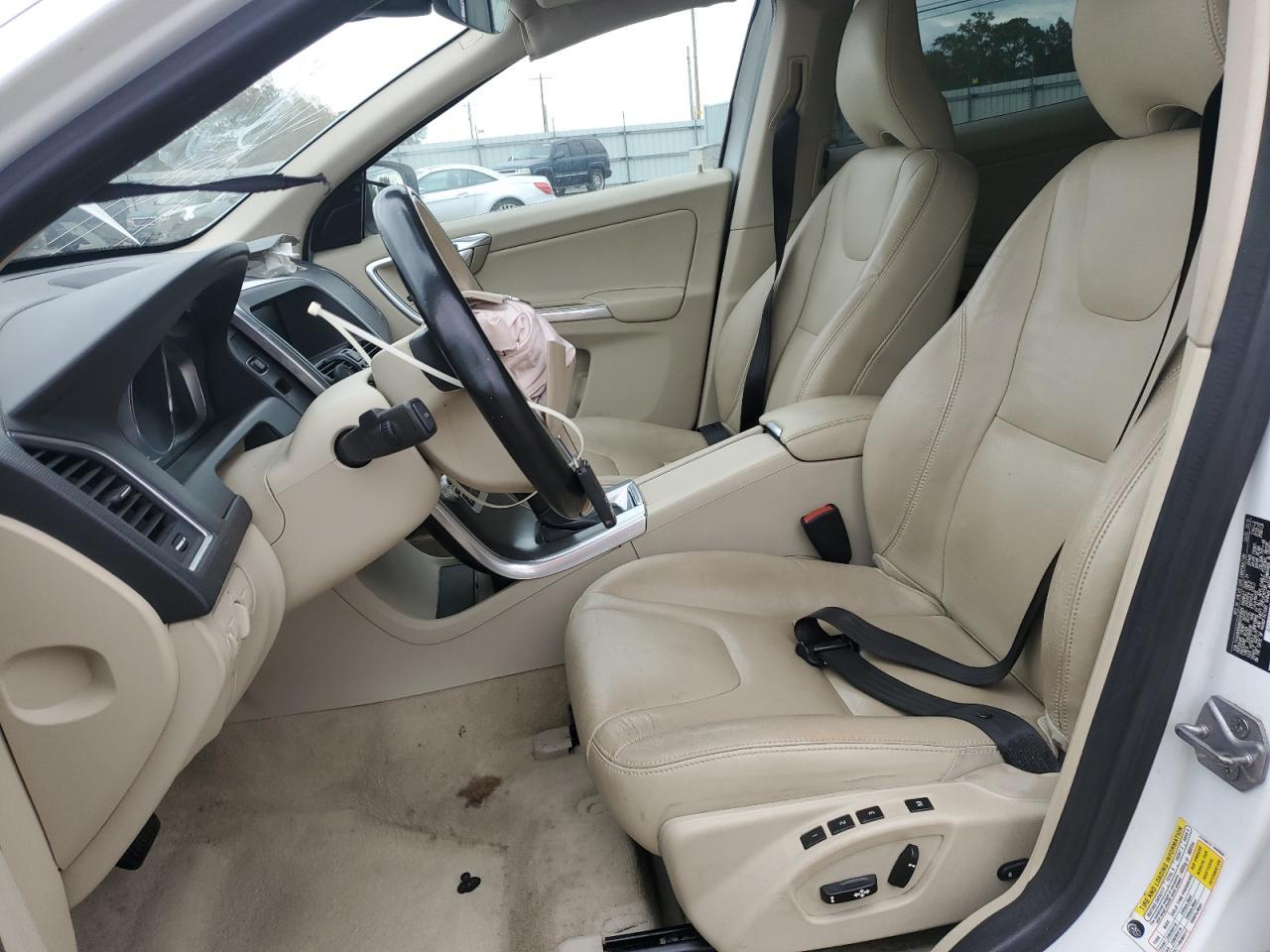 2016 Volvo Xc60 T6 Platinum - Image 7