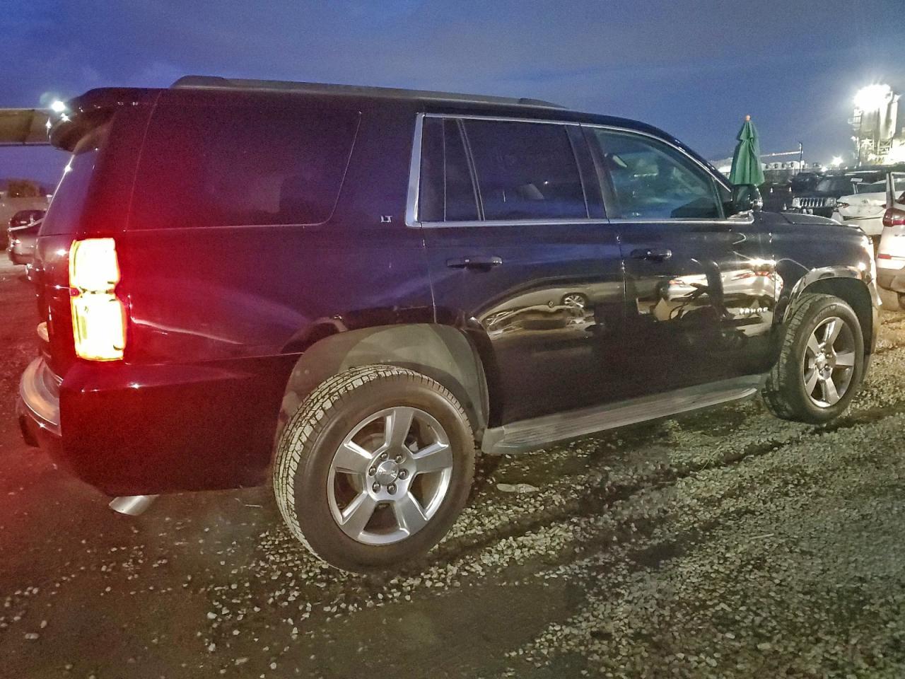 2016 Chevrolet Tahoe C1500 Lt - Image 3