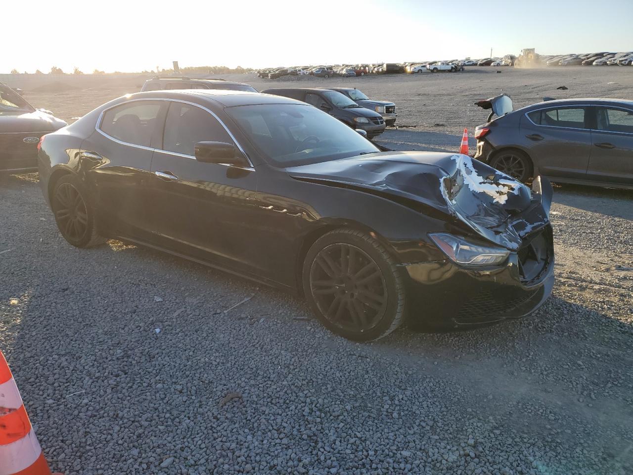 2015 Maserati Ghibli S - Фото 4