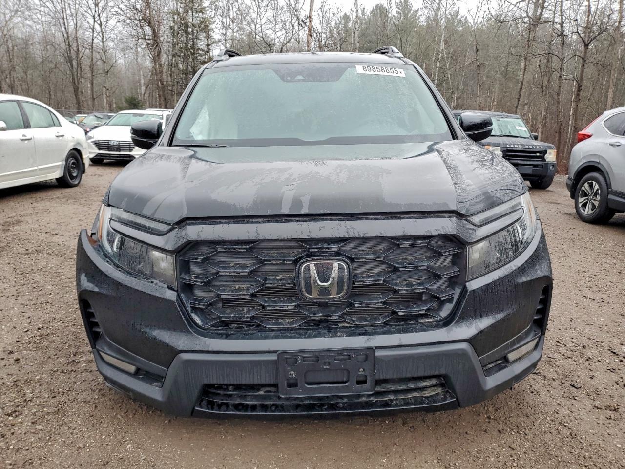 2022 Honda Passport Touring - Image 5