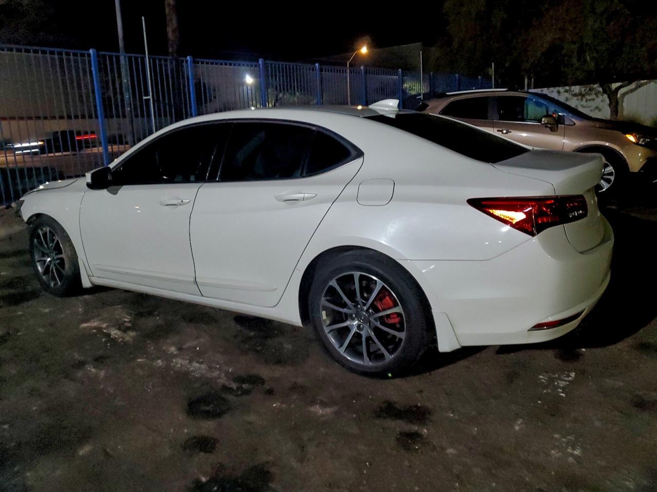 2016 Acura Tlx - Image 2