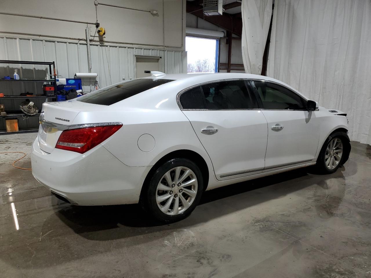 2015 Buick Lacrosse - Фото 3