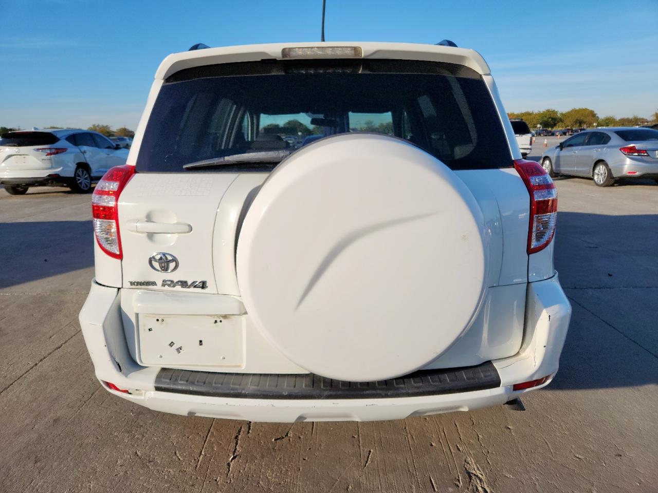 2010 Toyota Rav4 - Фото 6