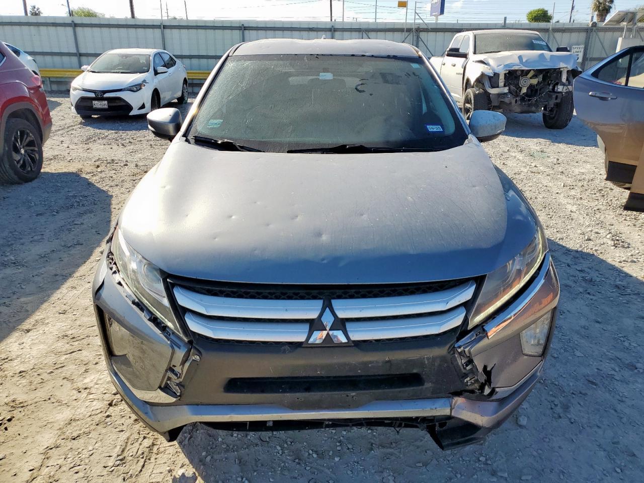 2020 Mitsubishi Eclipse Cross Es - Фото 5