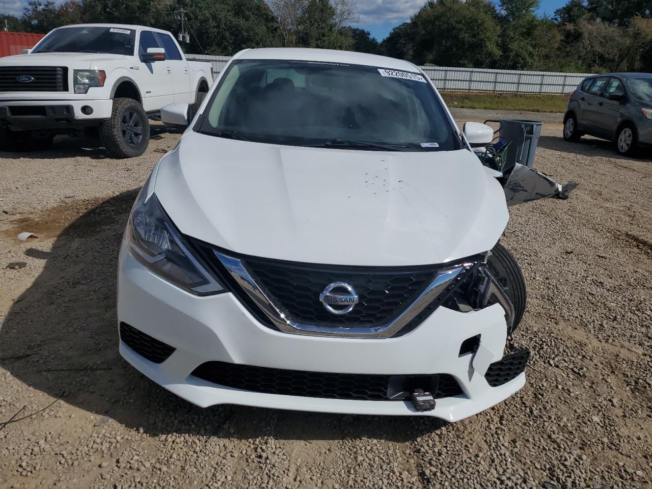 2019 Nissan Sentra S - Фото 5