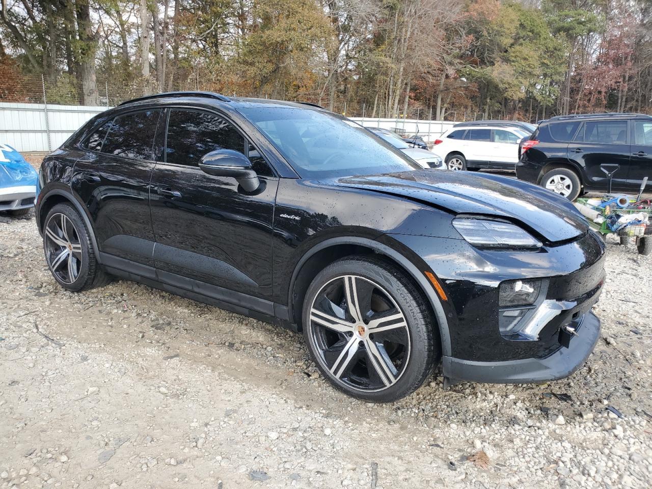 2025 Porsche Macan - Фото 4