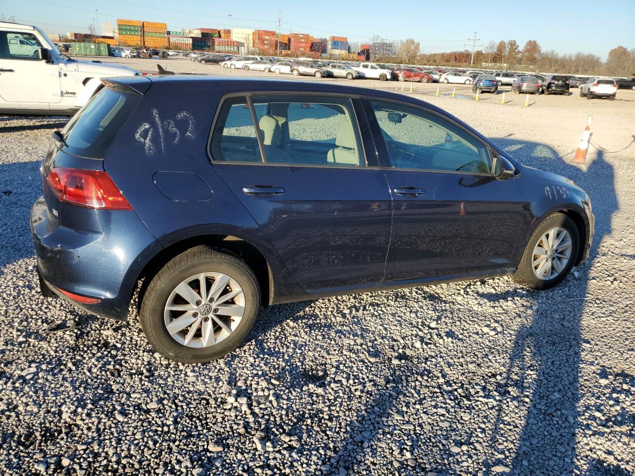 2016 Volkswagen Golf S/Se - Image 3