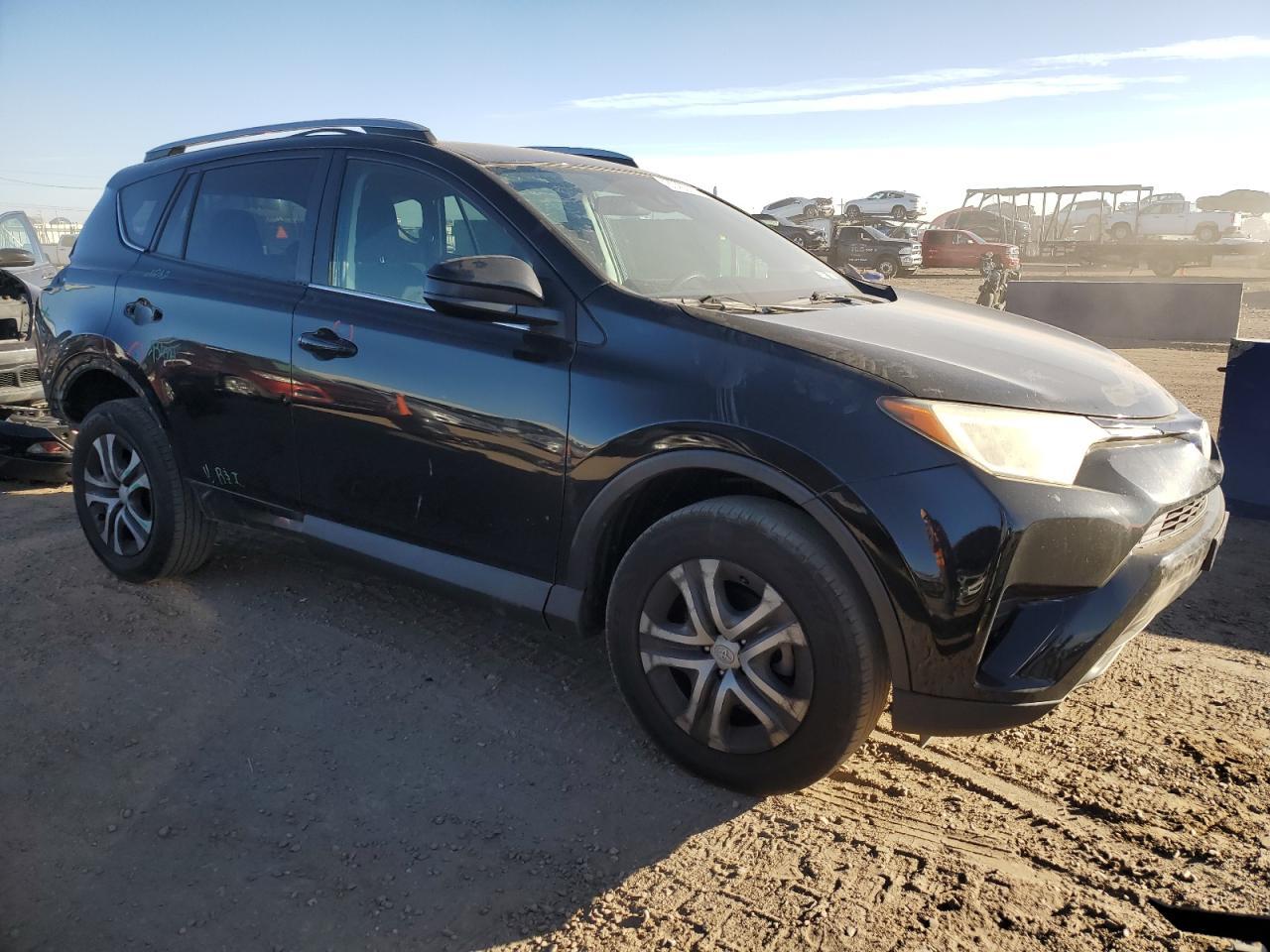 2017 Toyota Rav4 Le - Image 4