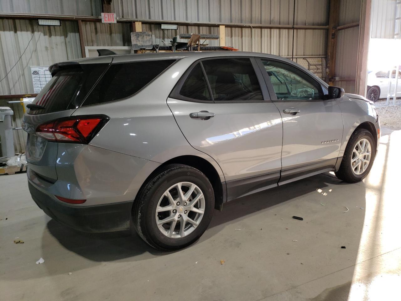 2024 Chevrolet Equinox Ls - Image 3