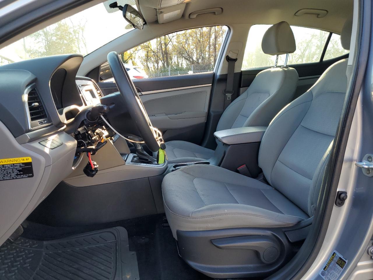 2017 Hyundai Elantra Se - Фото 7