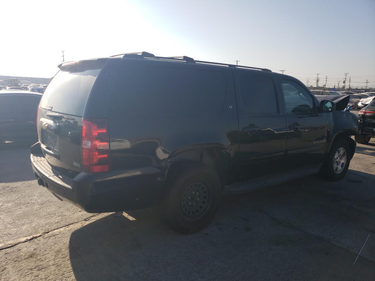 2012 Chevrolet Suburban C1500 Lt - Фото 3