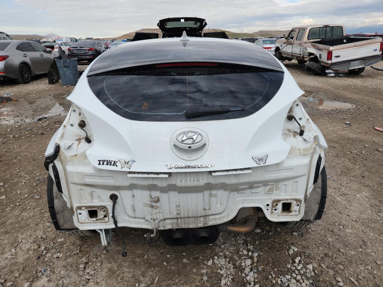 2016 Hyundai Veloster Base - Image 6