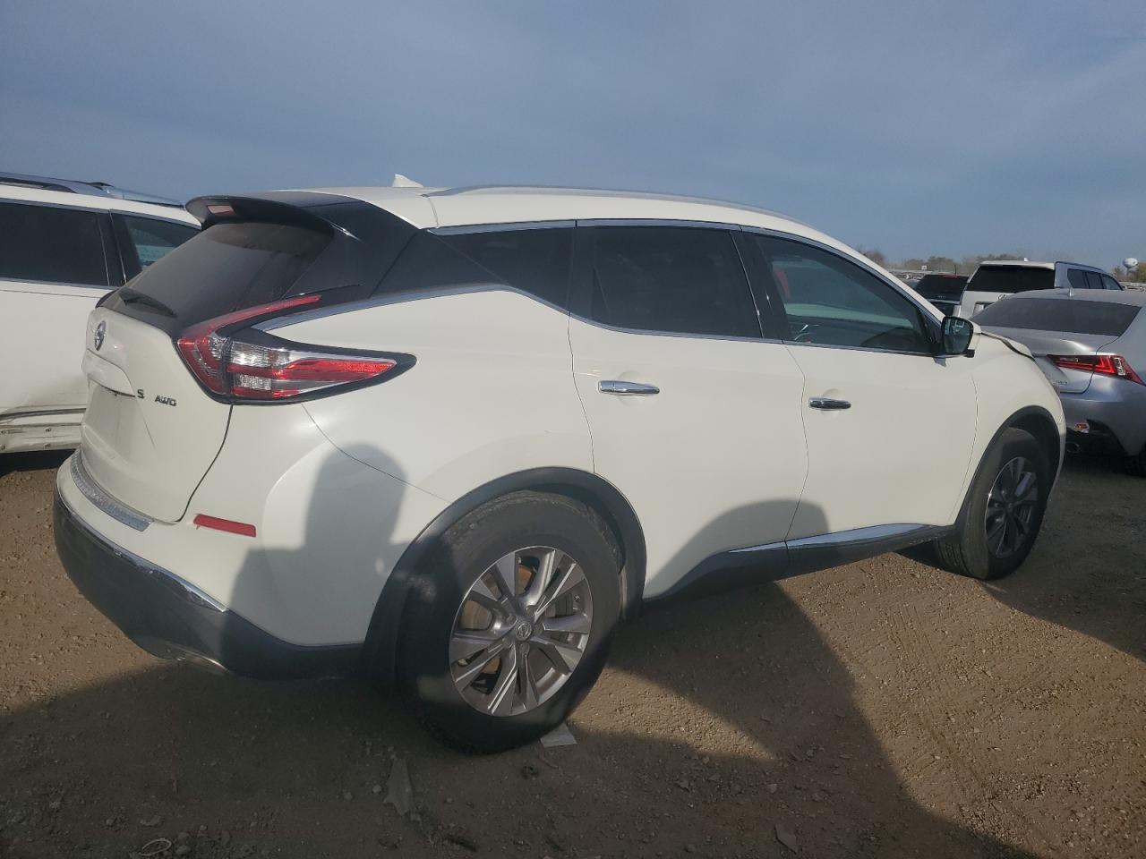 2015 Niss Murano - Image 3