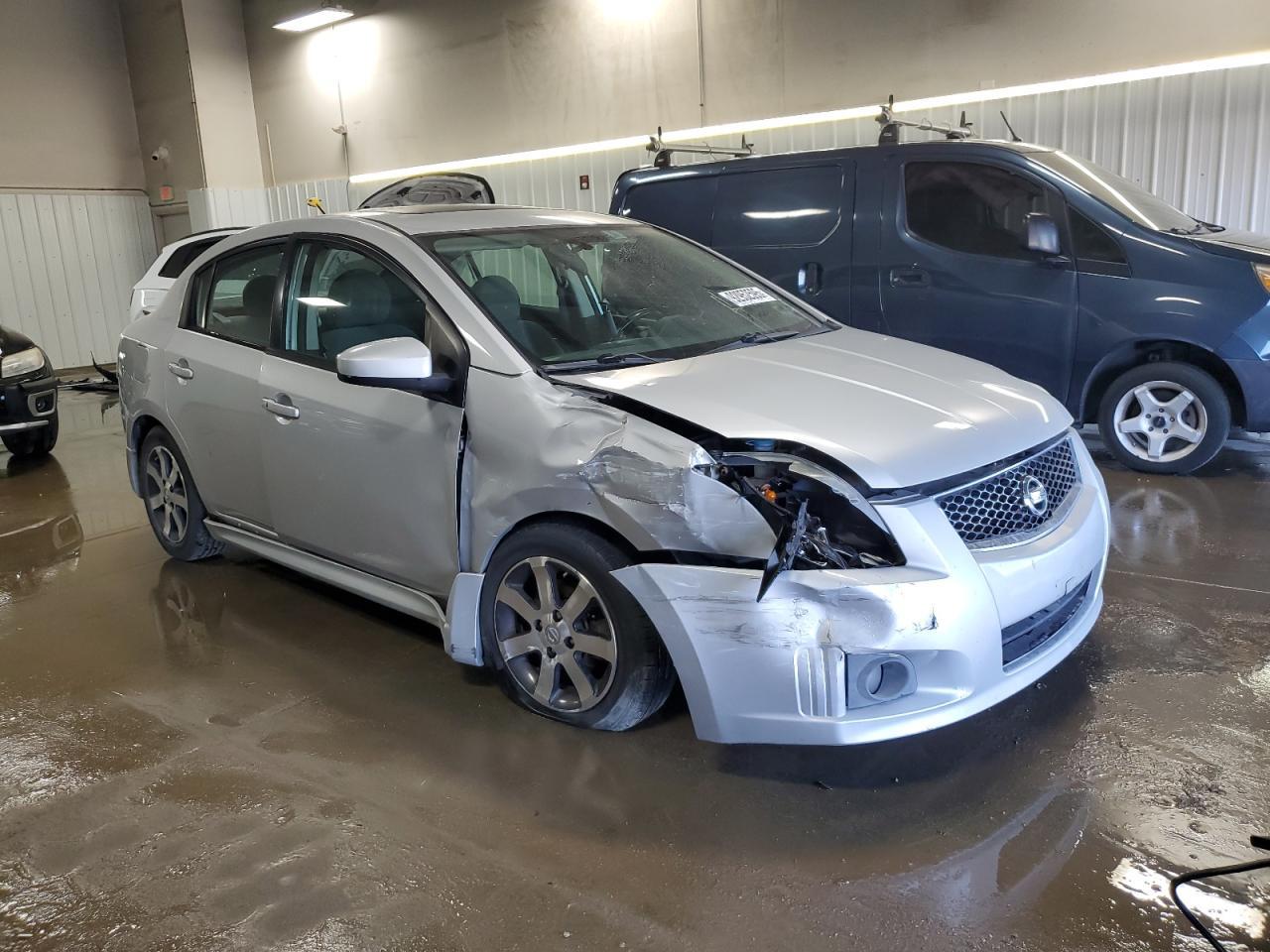2011 Nissan Sentra 2.0 - Image 4