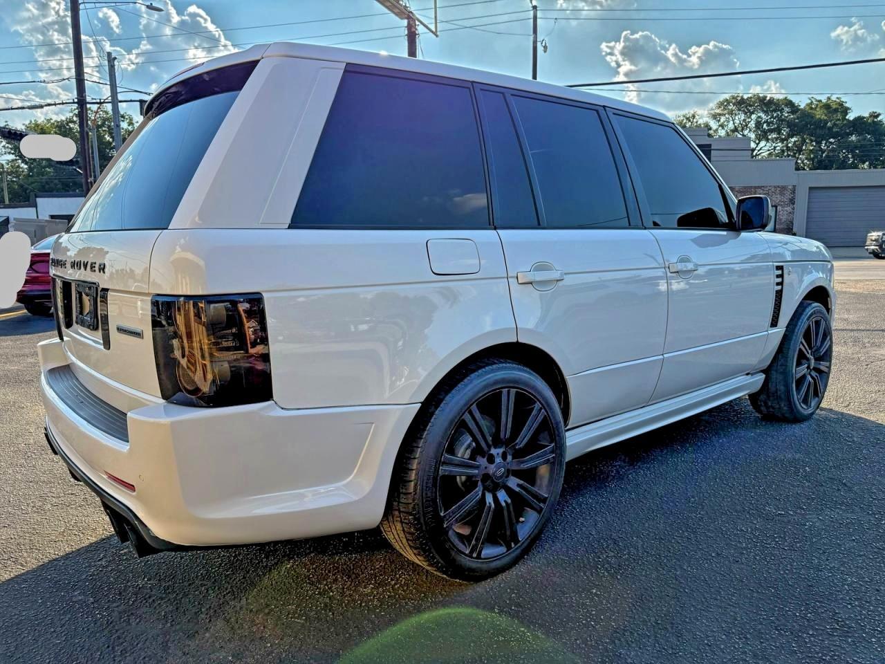 2011 Land Rover Range Rover Hse Luxury - Image 4