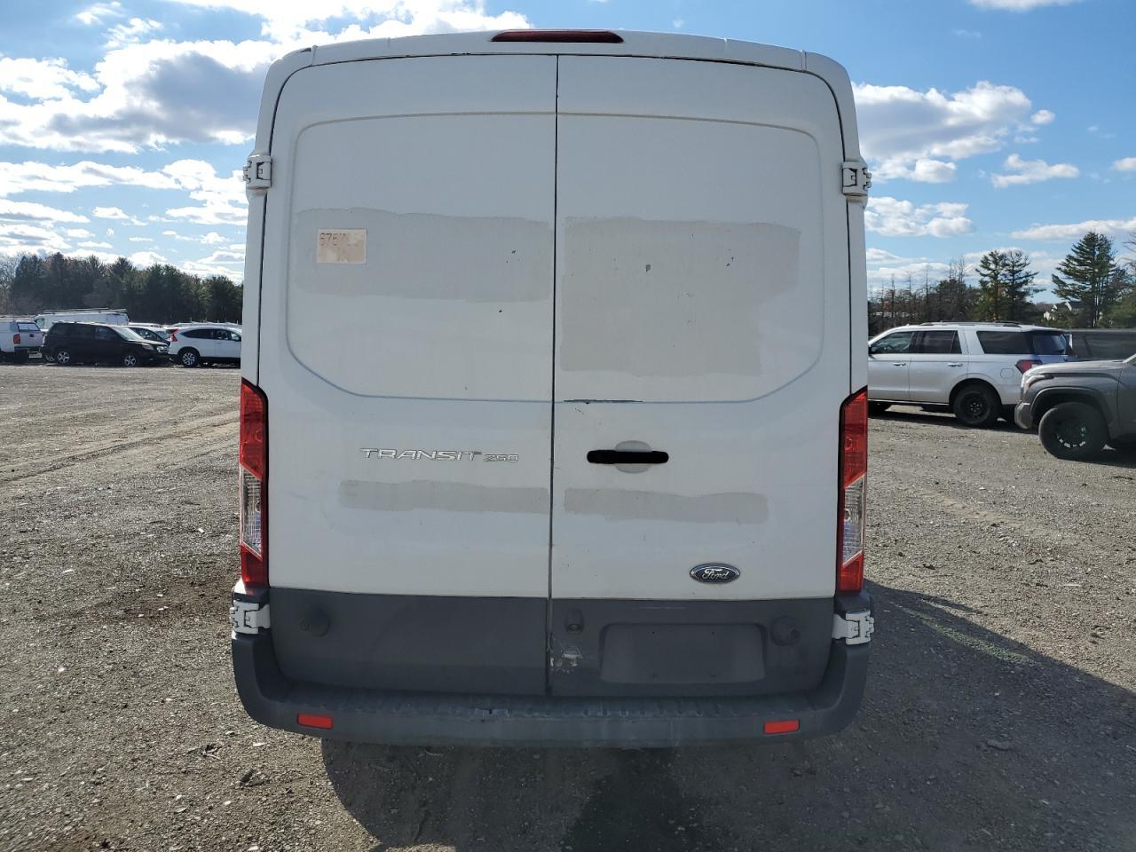 2016 Ford Transit 250 Delivery Van - Image 6