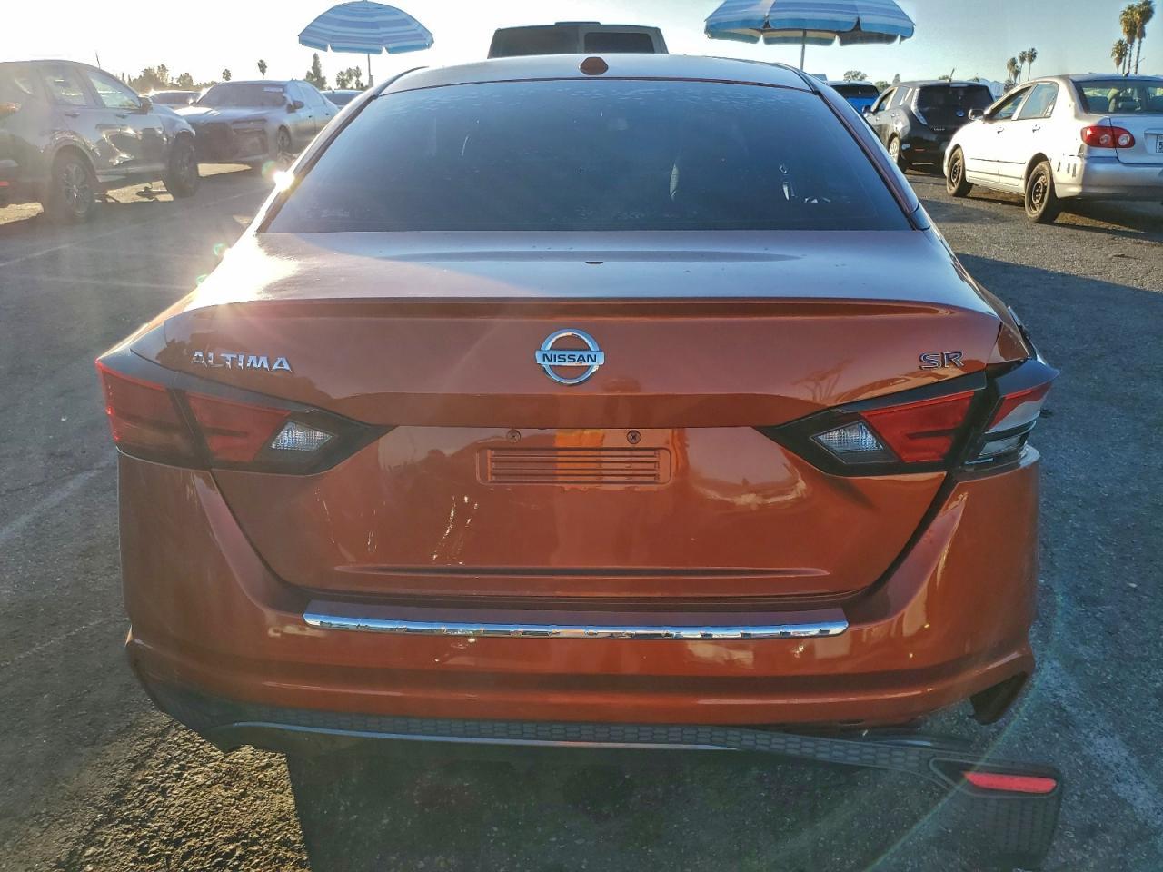 2019 Nissan Altima Sr - Image 6