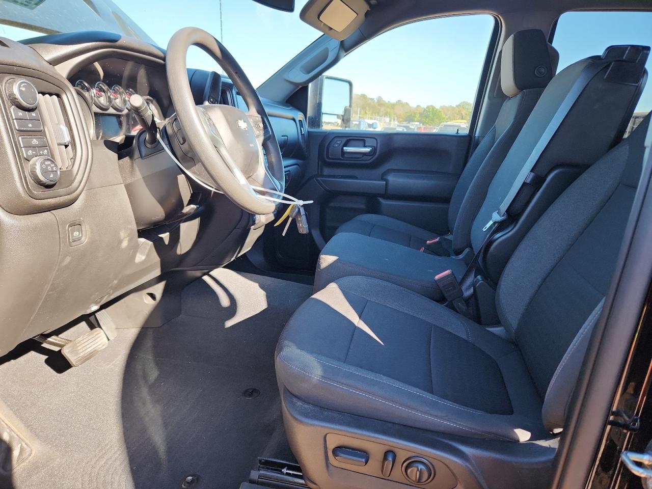 2023 Chevrolet Silverado K2500 Custom - Image 7