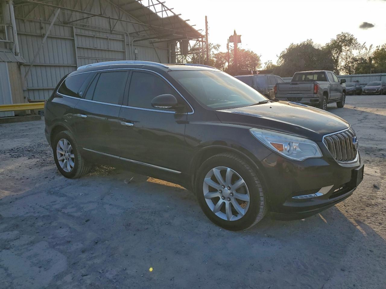 2017 Buick Enclave - Image 4