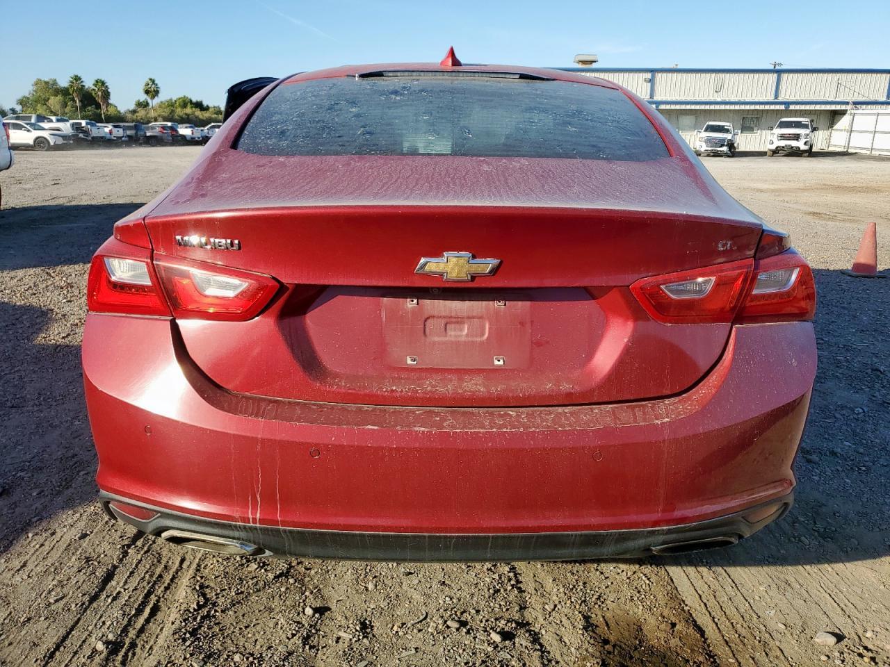 2016 Chevrolet Malibu - Фото 6