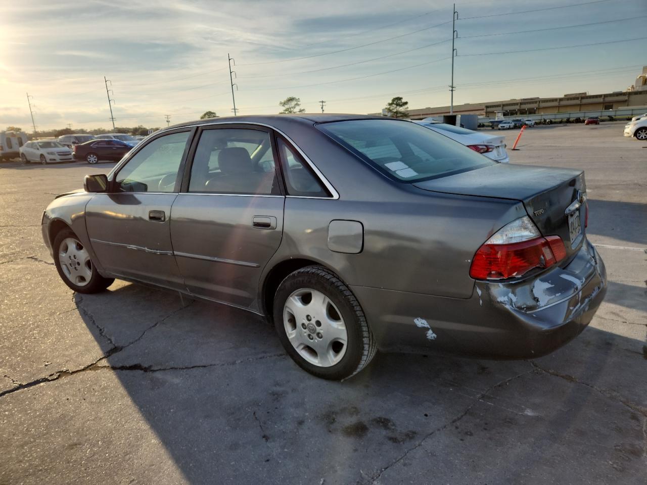2000 Toyota Avalon Xls - Фото 2
