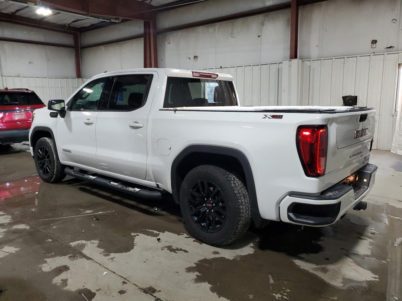 2025 GMC Sierra K1500 Elevation - Image 2