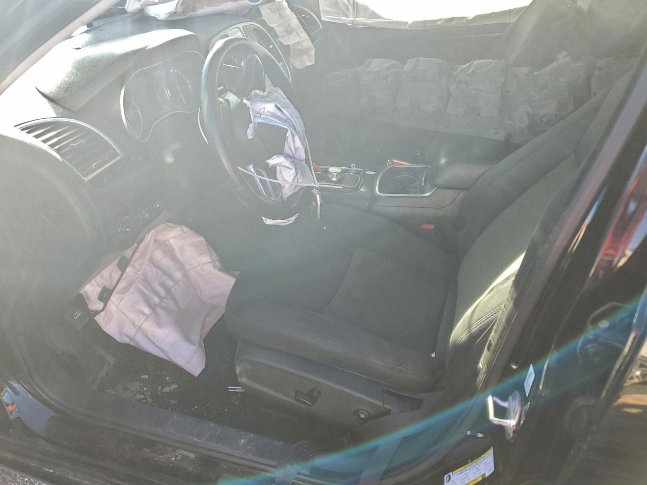 2019 Chrysler 300 Touring - Image 7